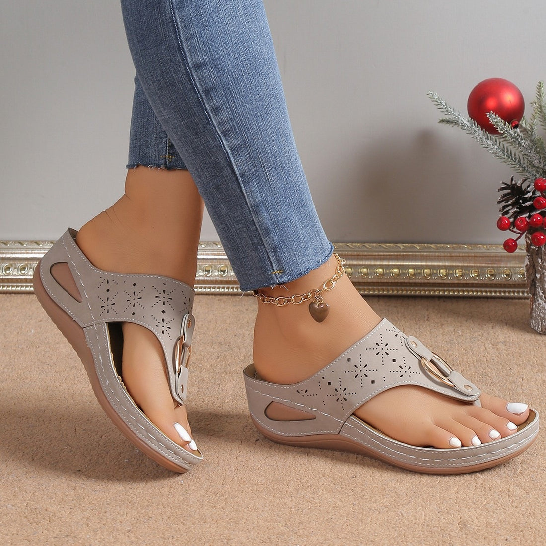 Womens Wedge Sandals Casual And Fashionable