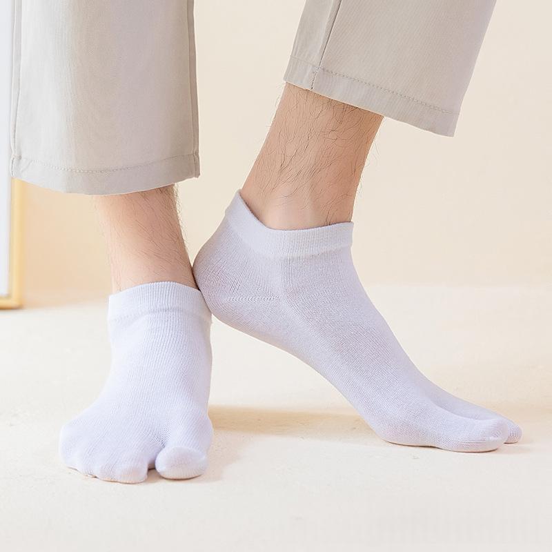 Breathable Sweat-absorbent Solid-color Casual Sports Two-finger Socks