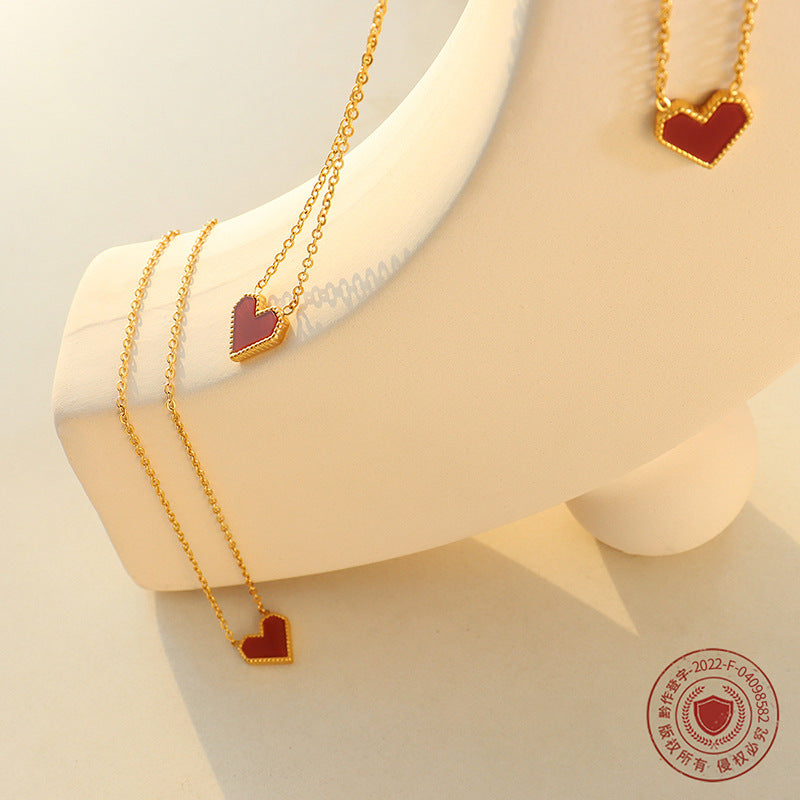 French Style Ins Light Luxury Love Collarbone Chain Titanium Steel Necklace Plated 18K Gold Retro Heart All-match Accessories Women's Jewelry